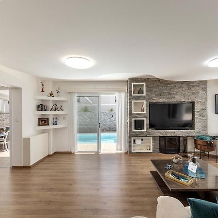Accomoteleia Crystal Lagoon Villa Protaras Exterior foto